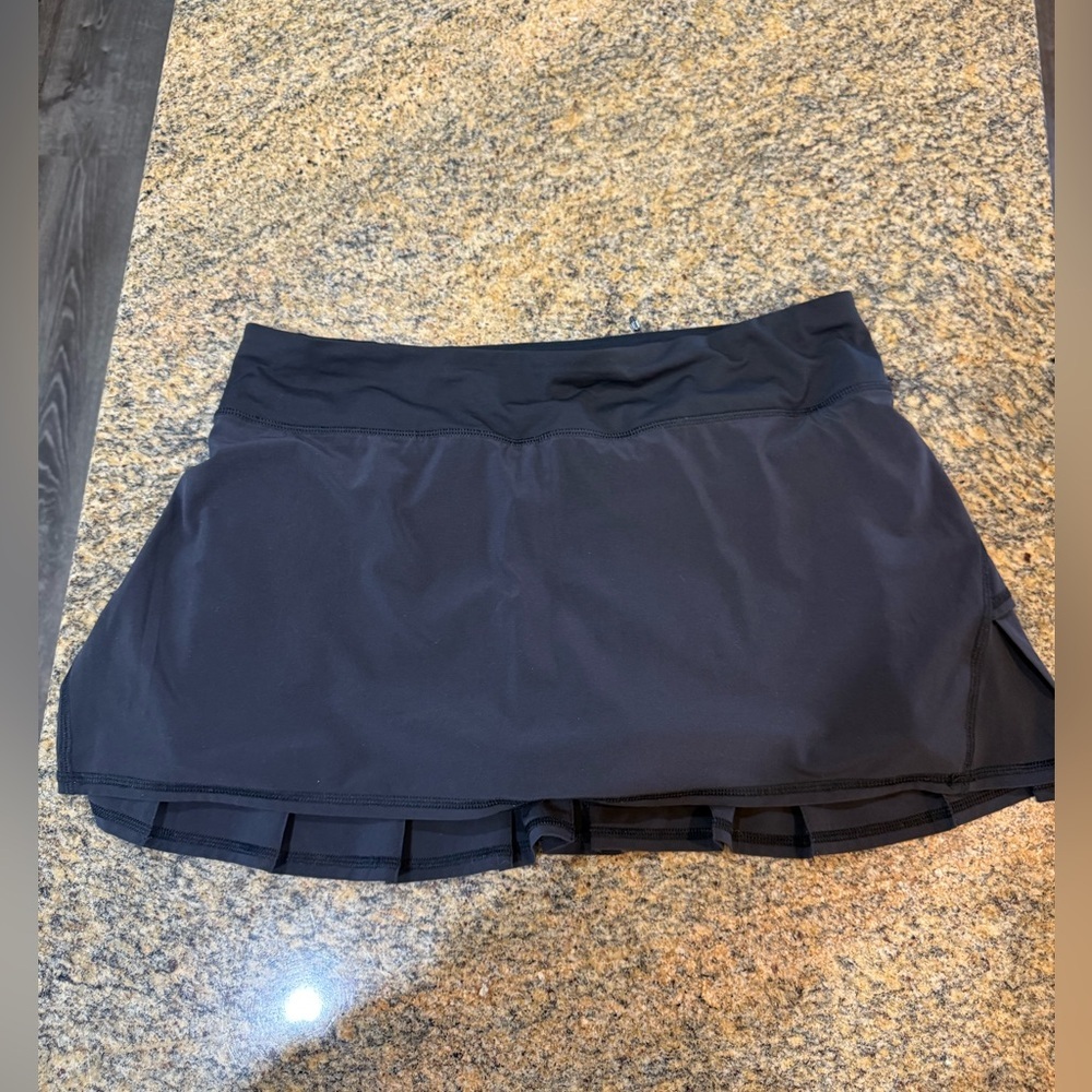 Lululemon women’s black pace setter skirt size 10 - Picture 2 of 6